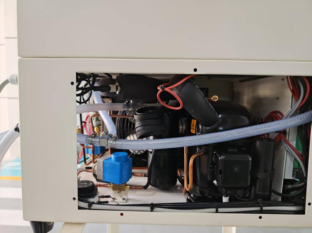 DHT®（香港精准特网）桌上型恒温恒湿试验箱为何成为行业新宠？小身材大能量，以租代购有妙招